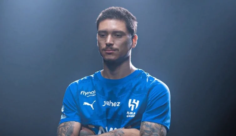 الهلال السعودي يعلن ضم المهاجم الأوروجوياني داروين نونيز من ليفربول بعقد حتى صيف 2028، في صفقة تقدر بـ53 مليون يورو.